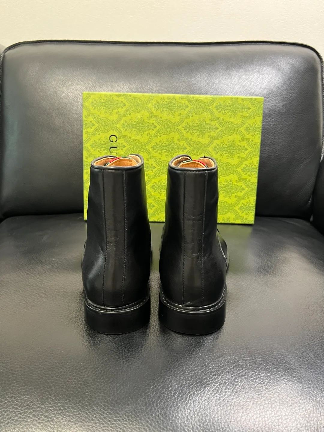 Men's shoes 💰900 Gucci High-quality top crafts Gucci Leather shoes and boots high-top series counter synchronization Original factory configuration, original cowhide imported from Italy, imported water-dyed cow lining, soles: original factory special supply original sole super comfortable, original factory and single goods High quality, welcome to compare and synchronization at the counter, code number 39-44 (customized 45)